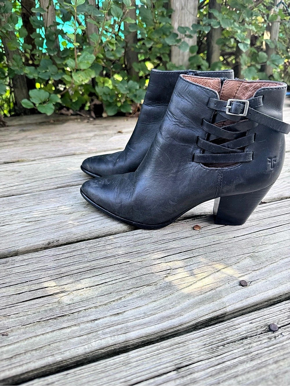 Frye Mia Cut Out Bootie Black Leather Ankle Boots